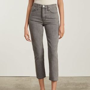 Everlane "90's Cheeky Jean" in Gray, size 25